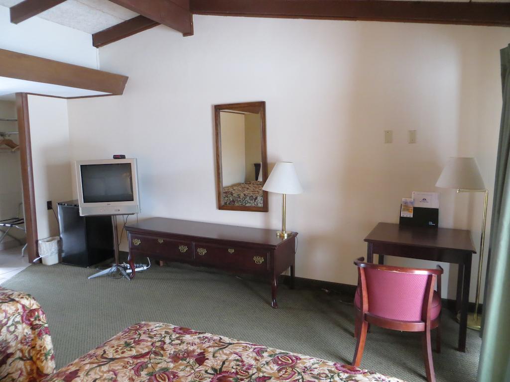 Americas Best Value Inn Abilene מראה חיצוני תמונה